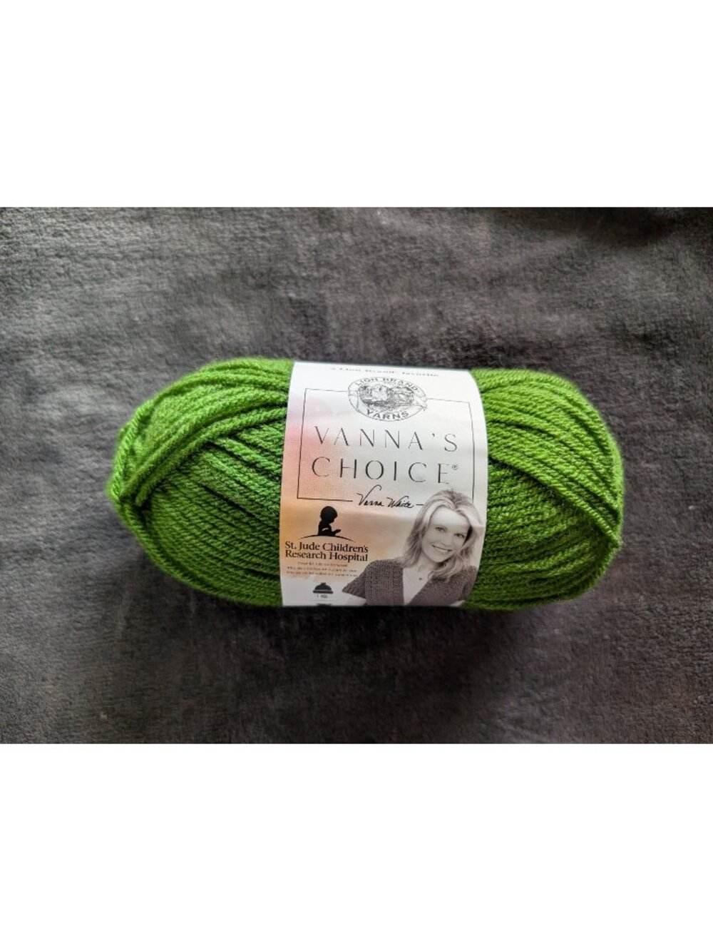 Lion Brand Vanna's Choice Acrylic Yarn - Kelly Green
